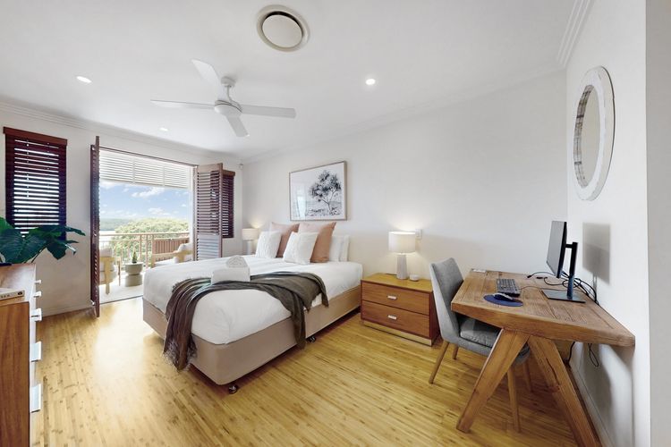 Penthouse at Colonial