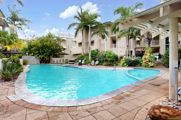 Penthouse at Colonial