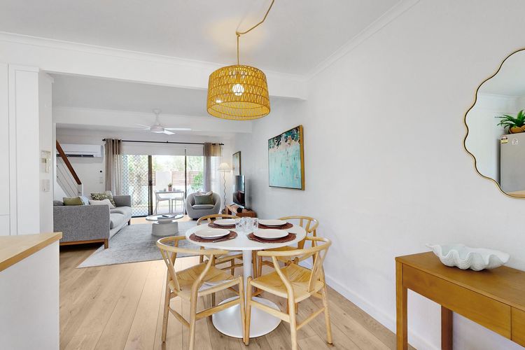 3 Noosa Sound
