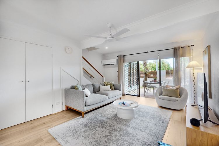 3 Noosa Sound