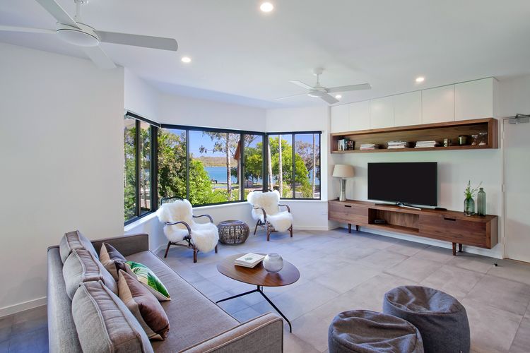 3 Aarons Villa