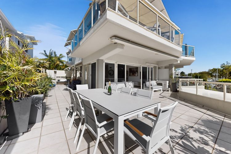 2 Riverside Noosa