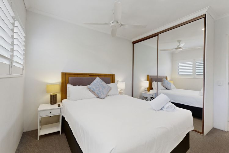 20 Sunseeker Lodge