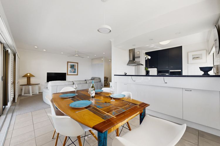 20 Sunseeker Lodge