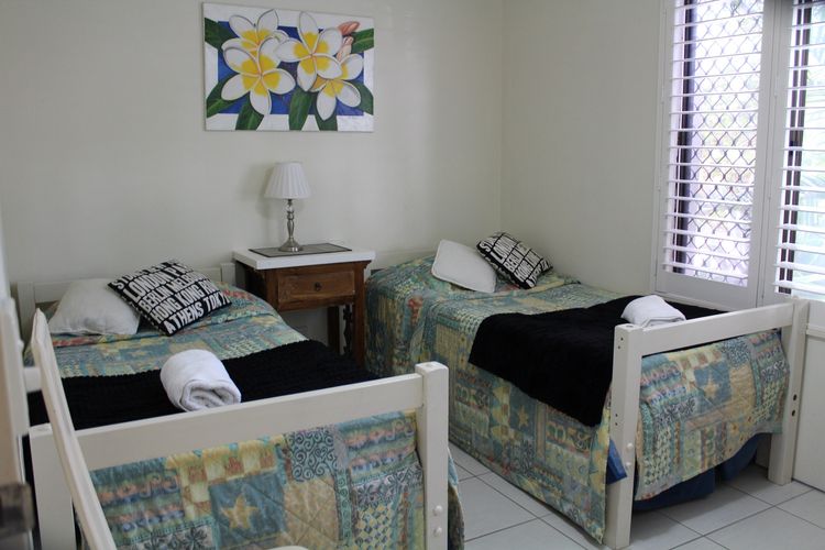 1 Aarons Villa