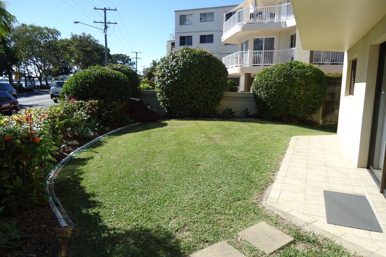 1 Aarons Villa