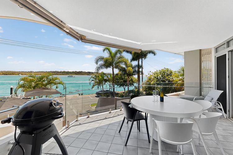 2 Noosa Moorings