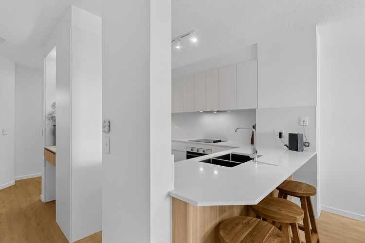 2 Noosa Moorings