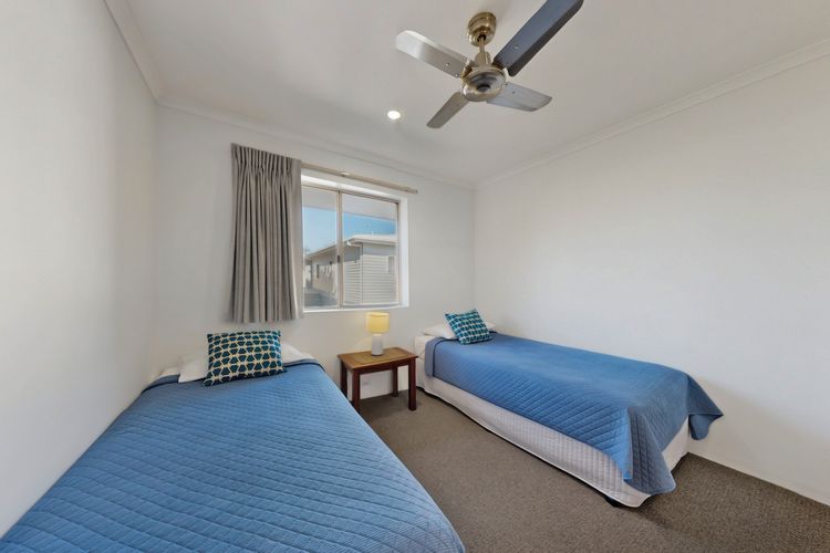 7 Pelican Beach Resort