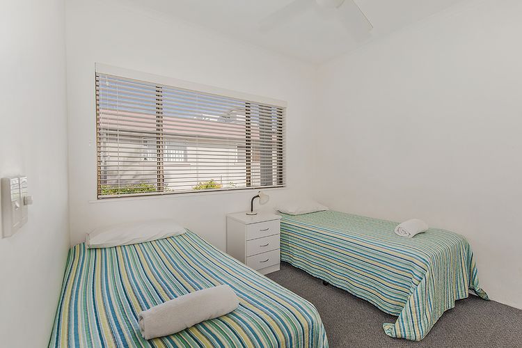 8 Riverbreeze
