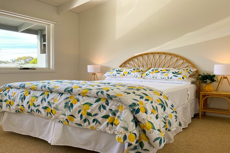 Mid-Century Coastal Retreat