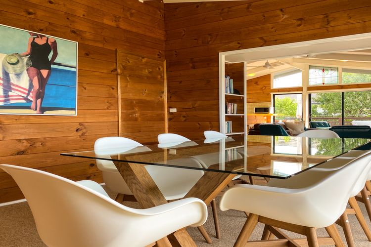 Mid-Century Coastal Retreat