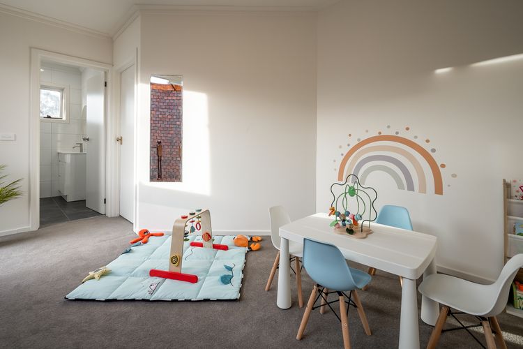 Phillip Sunshine Retreat