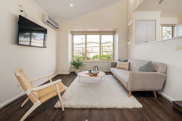 Sunshine Retreat Villa 4