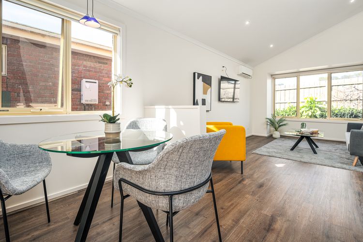 Sunshine Retreat Villa 5