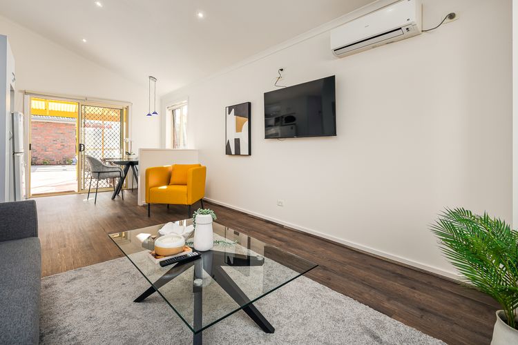 Sunshine Retreat Villa 5