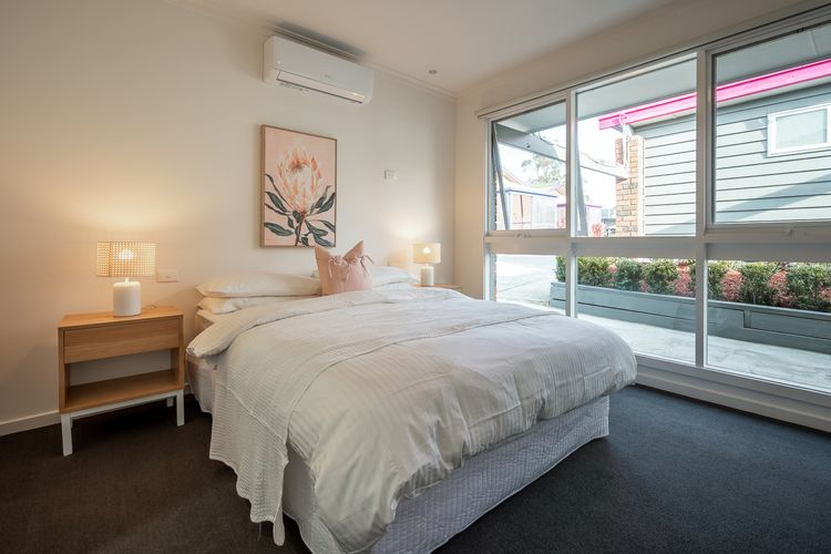 Sunshine Retreat Villa 7