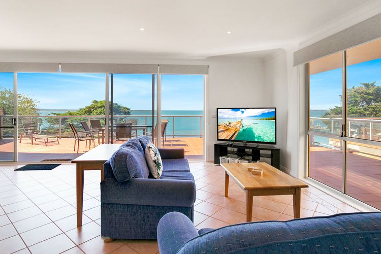 Beachfront Penthouse Cowes