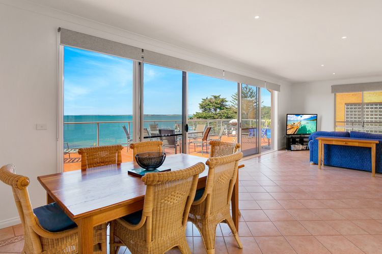 Beachfront Penthouse Cowes