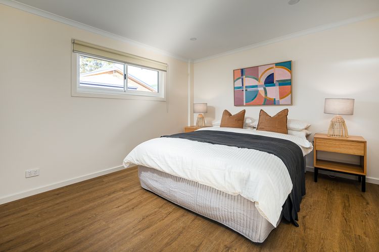 Sunshine Retreat Villa 8