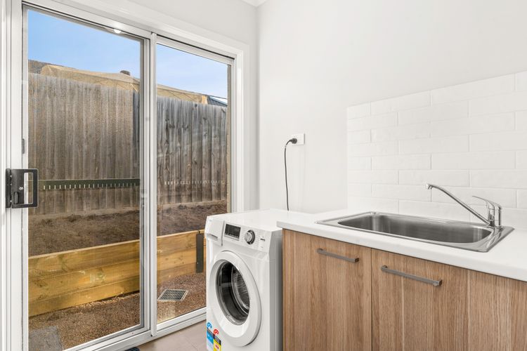 The Seas at Phillip Island