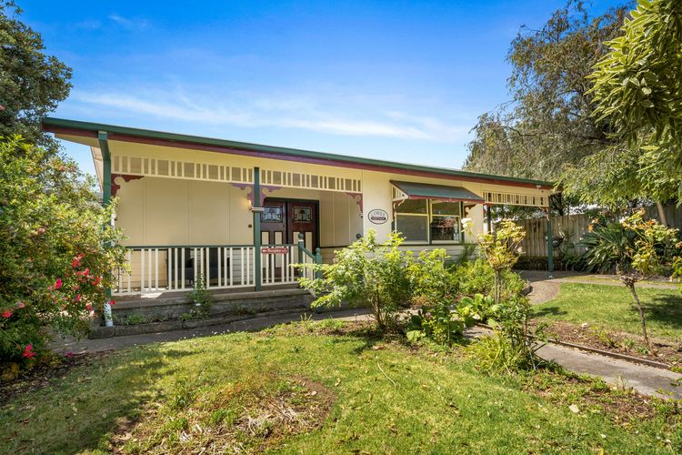 Cowes Garden Cottages