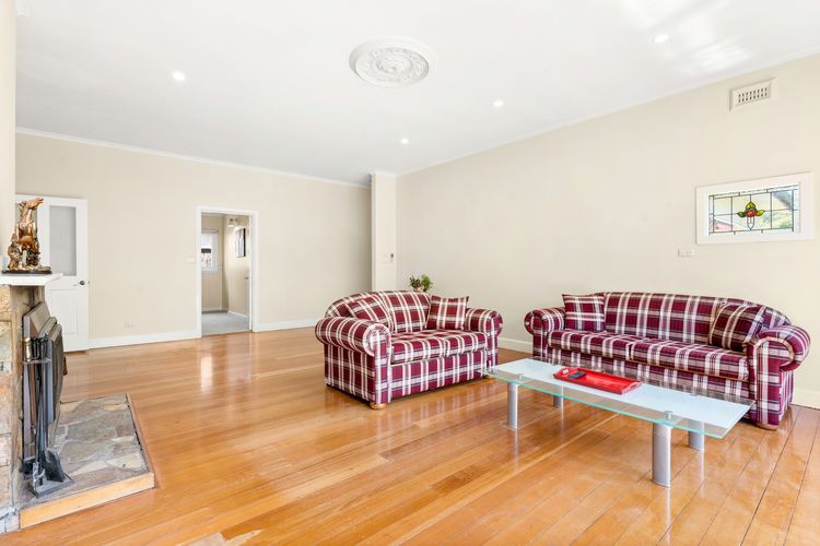 Cowes Garden Cottages