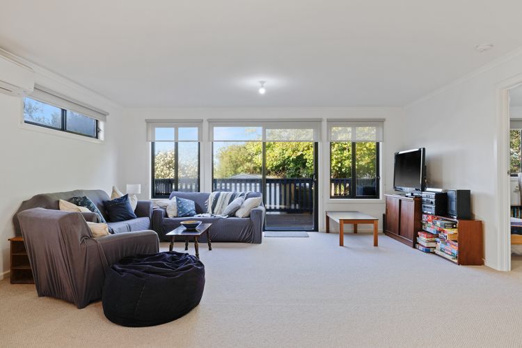 Broadwater Coastal Cottage