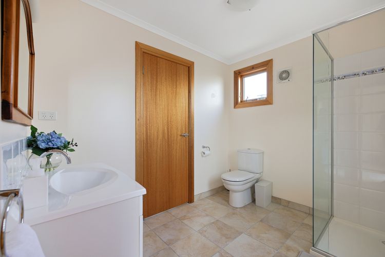 Bayside Oceanview Getaway