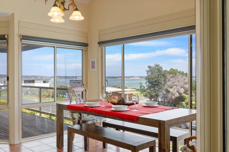 Oceanview Family Retreat