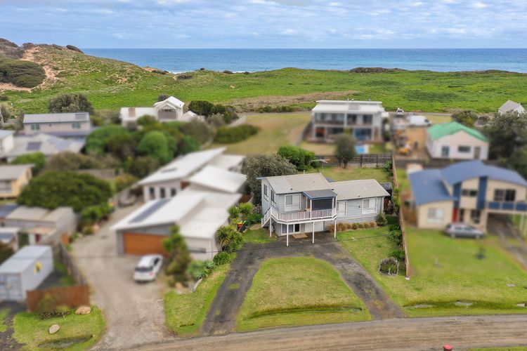 Good Vibes at Surf Beach