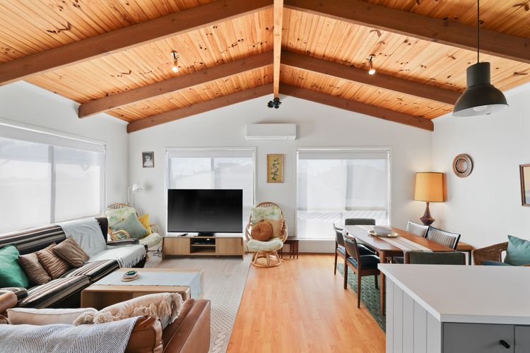 Good Vibes at Surf Beach