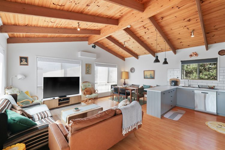 Good Vibes at Surf Beach