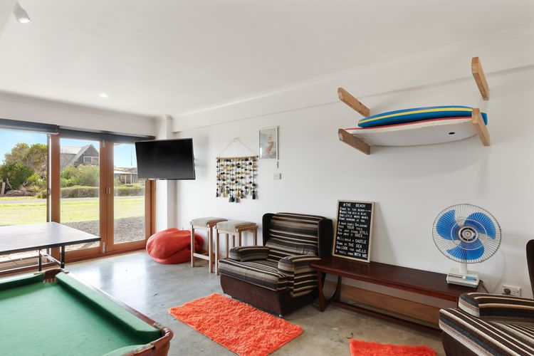 Good Vibes at Surf Beach