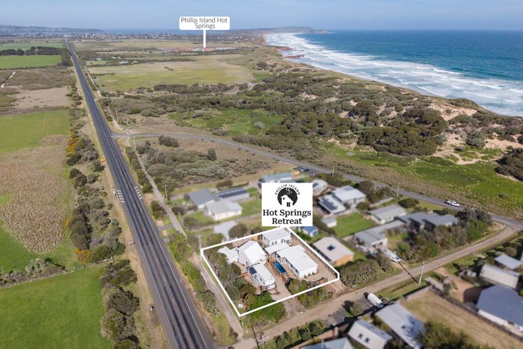 Seafoam Beach Retreat