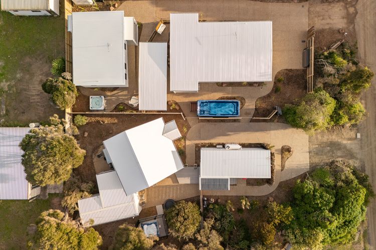 Seafoam Beach Retreat