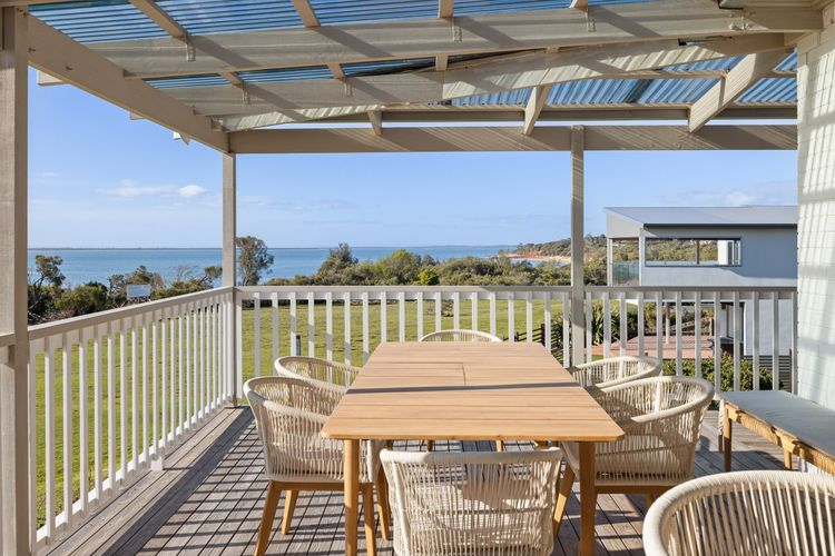 Casa Blanca Ventnor Beach