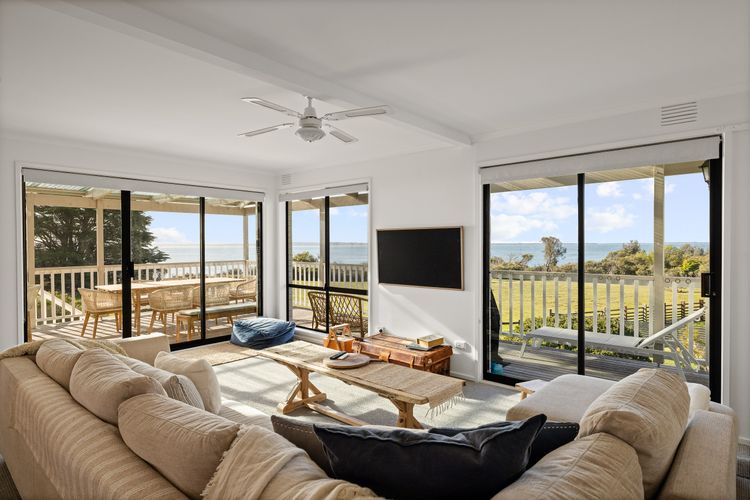 Casa Blanca Ventnor Beach