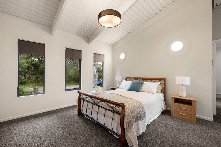 Banksia Waterfront Beachhouse