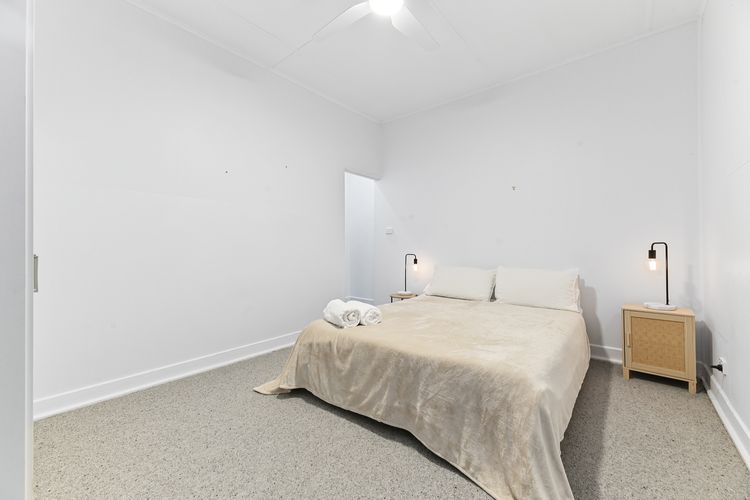 Foreshore Sunset Retreat