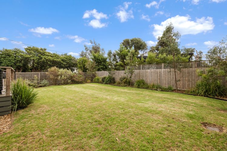 Beach House Silverleaves