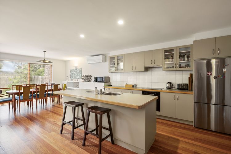 Beach House Silverleaves