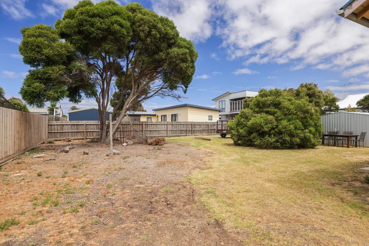 Surf Beach Remote Retreat