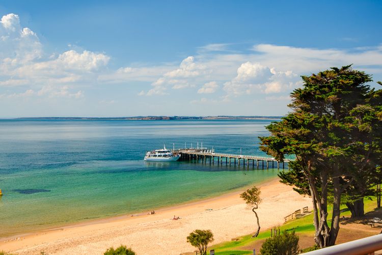Cowes Beachfront Penthouse
