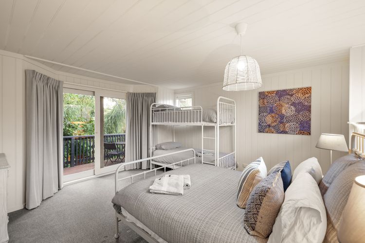 Seahaven Bedroom 5