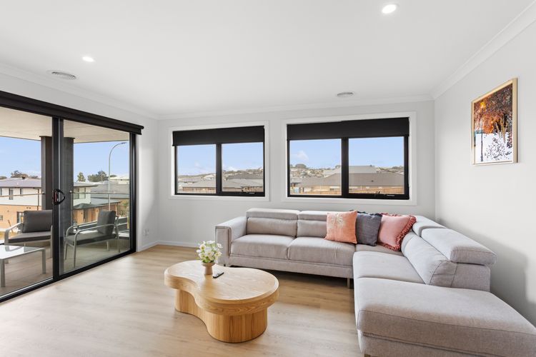 Norling Vista Coastal Retreat