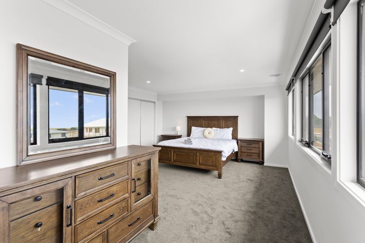 Norling Vista Coastal Retreat