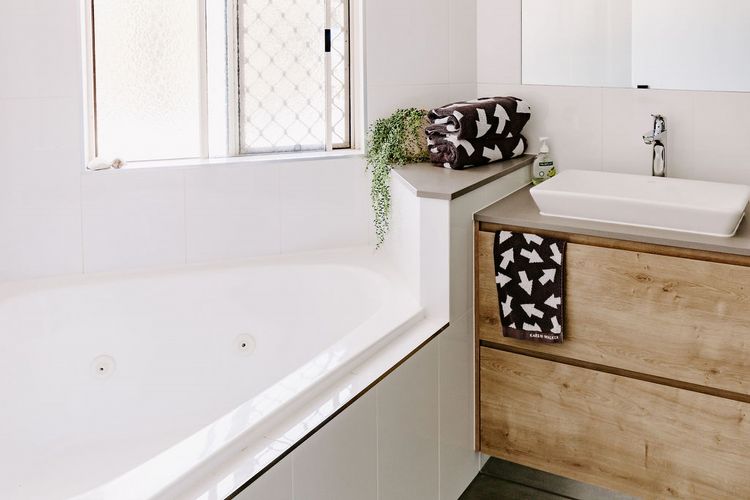 Florence – Castaways Beach