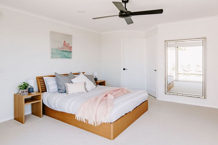 Florence – Castaways Beach