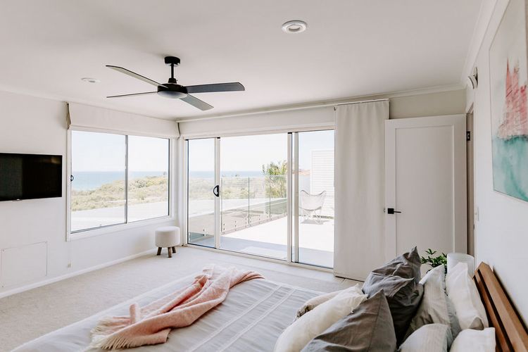 Florence – Castaways Beach